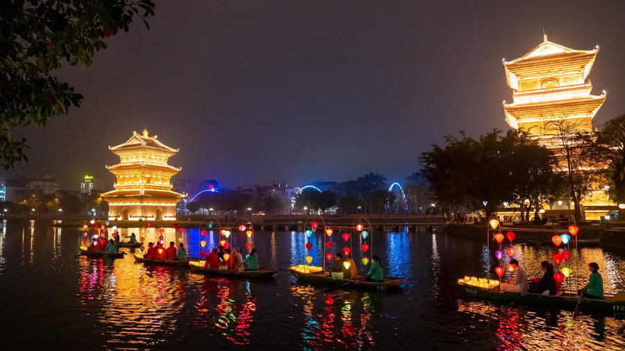 Ha Noi: HOA LU-TAM COC-MUA CAVE ,Buffet Lunch & Cycling - Who Should Book This Hoa Lu, Tam Coc, and Mua Cave Tour