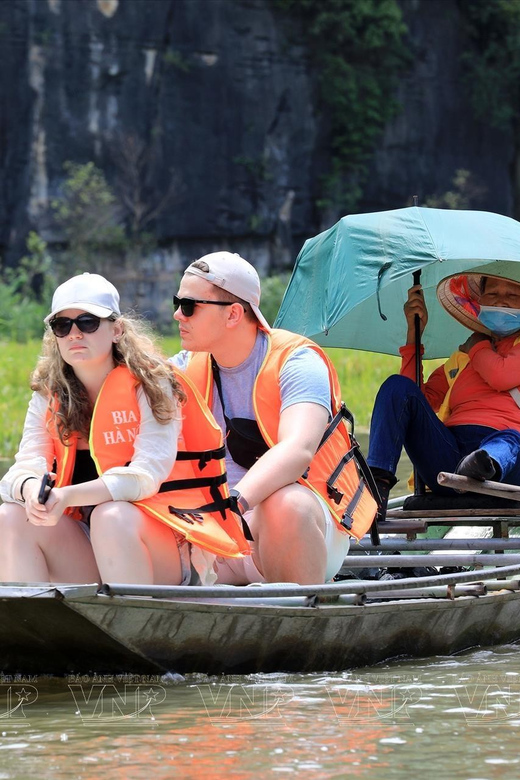 Ha Noi: HOA LU-TAM COC-MUA CAVE ,Buffet Lunch & Cycling - Cycling Around Peaceful Villages Like a Local