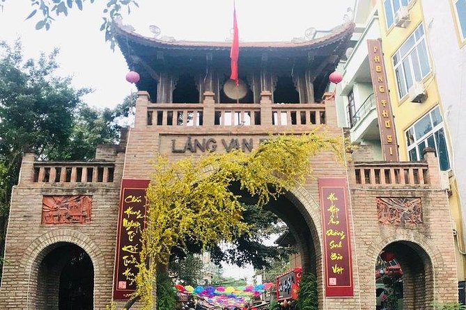 Ha Noi: Van Phuc Silk Weaving Half-day Tour - Comfort and Logistics: AC Ride, Small Group Size, and Mobile Tickets