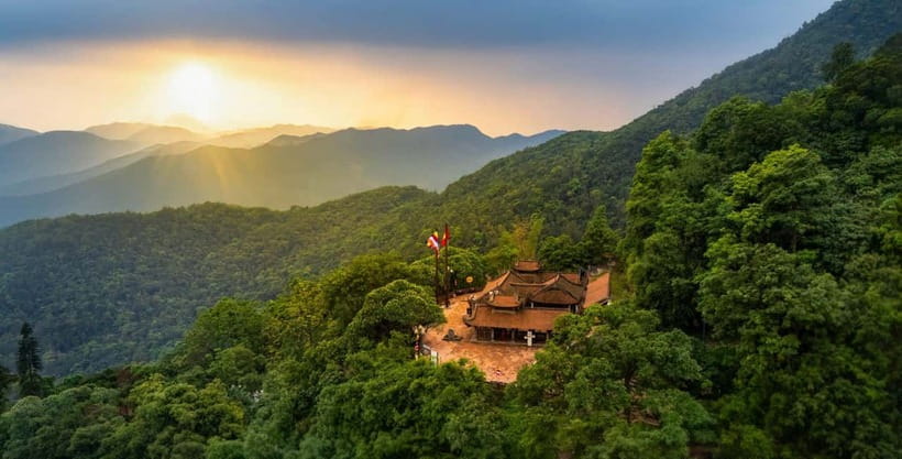 Ha Noi: Yen Tu Mountain - UNESCO Cultural Heritage Day Tour - Hoa Yen Pagoda: where the spiritual story gets explained