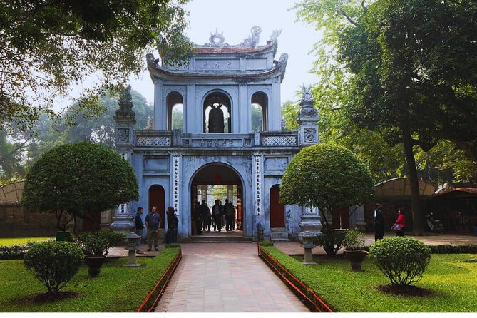 Half City Tour in Ha Noi - Guide and comfort details that make the day easier