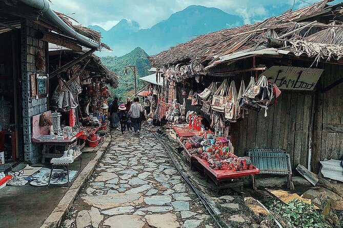 Half Day Cat Cat Village Tour Guided from Sapa - What to expect from the guide, and why it changes everything