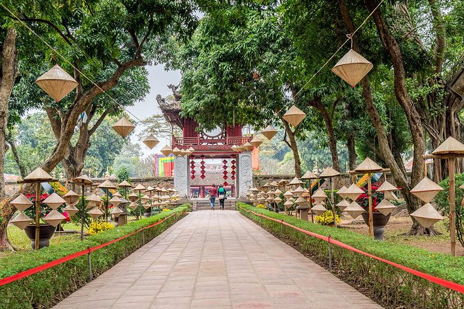 Half-Day Hanoi Private City Tour - West Lake Stroll and Tran Quoc Pagoda Views