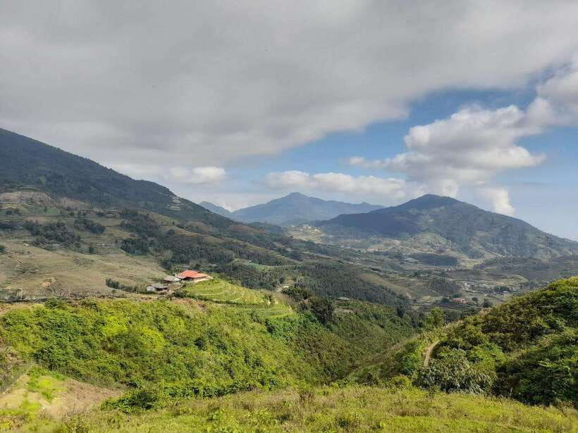 Half Day Sapa Trekking to Visit Lao Chai - Ta Van - Ban Ý Linh Hồ: First Views, First Stories, First Photos