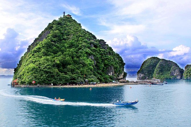 Halong 6 hours Boat tour with Cave, Kayak, lunch, transfer high-way from Hanoi - Ti Top Island: Beach Time and the 400-Step View