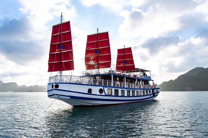 Halong Amazing Sail Luxury 1 Day Small Group Tour 7-Hour Cruising - Amazing Sails onboard: sundeck time and a real break between activities