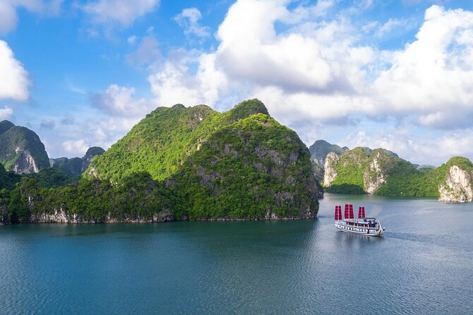Halong & Bai Tu Long Luxury Day Tour - Fishing village & Kayak - Sung Sot Cave and Ti Top Island, the mix of views and effort