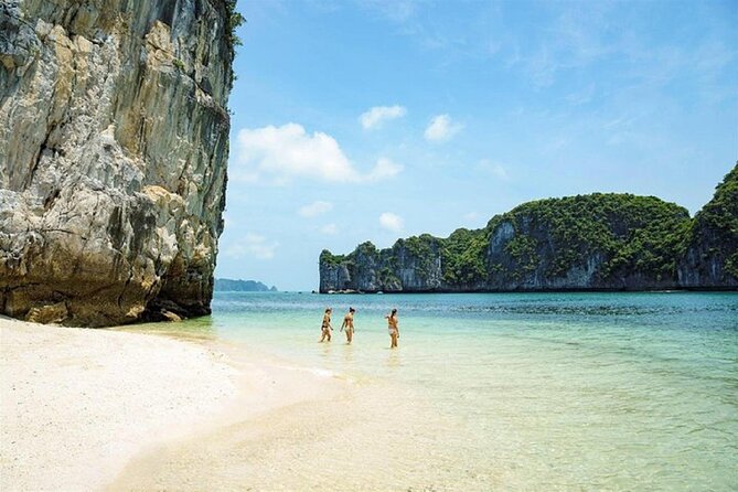Halong Bay 2 Day Luxury Cruise 6 Star - The Bay hits: Sung Sot Cave, Ti Top Island, and Luon kayaking