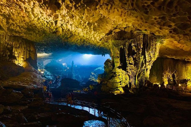 Halong Bay 2 Days 1 Night Included Transfer from Hanoi - Price and logistics: is $159 good value for 2 days, 1 night?