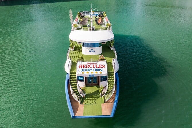 Halong bay 4 hours boat tour from Halong city with 2 caves, kayak - Dau Go cave: a shorter walk with a darker, more natural feel