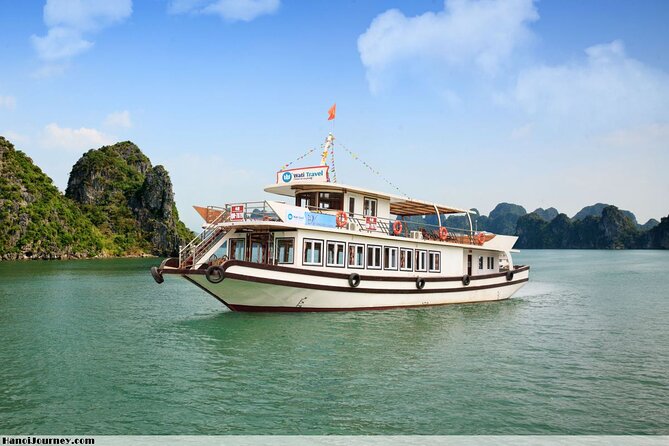 Halong Bay Cruise Luxury Full Day Tours - Caves and stops on the bay: plan for a varied day