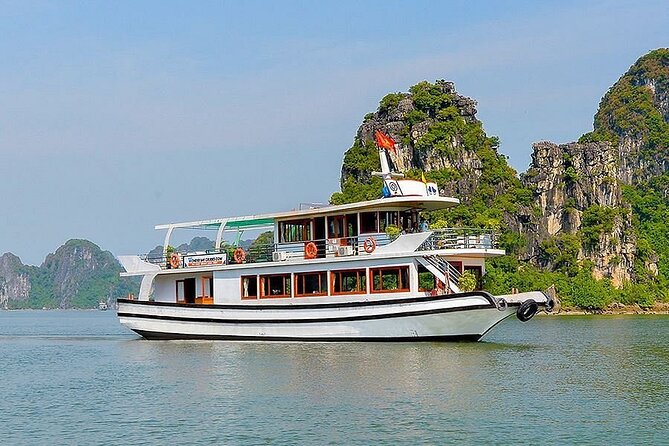 Halong Bay Cruise Luxury Full Day Tours - Lunch and drinks onboard: choose your version of the day