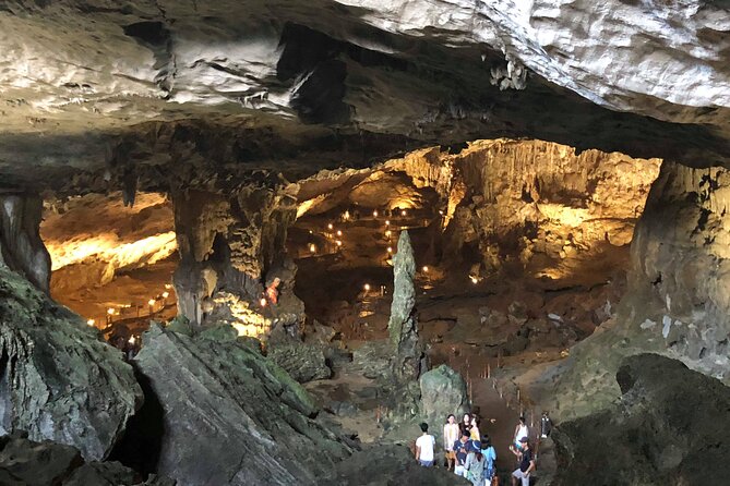 Halong Bay Cruise With Cave, Kayaking, Swimming - Buffet Lunch - The long scenic cruise to Sung Sot Cave, with the islets doing the talking