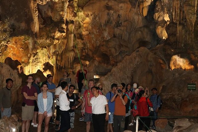 Halong Bay Day Tour Islands, Cave, Kayak. Lunch. All inclusive - Lunch on board: fresh seafood, timing, and seating reality