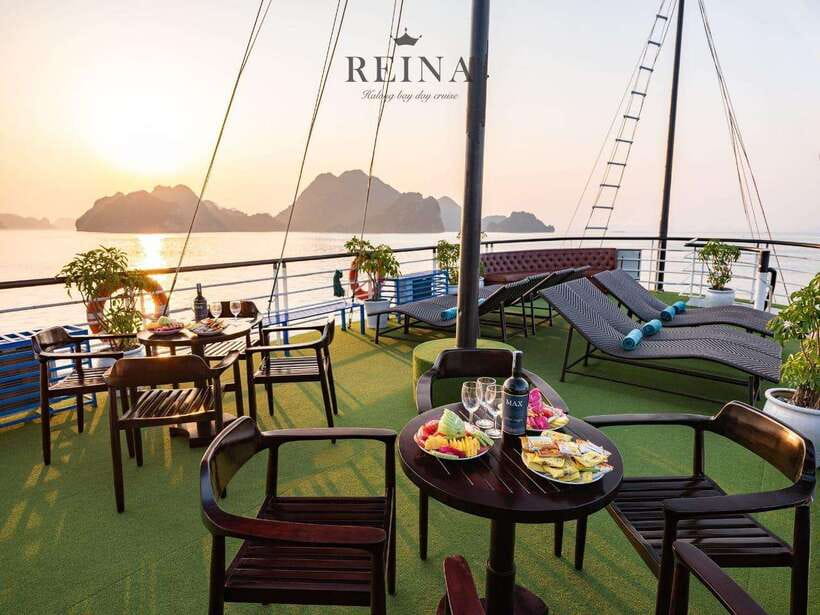 Halong Bay: Full-Day 4-Star Experience with Kayaking - Getting back to Hanoi, late and tired in the best way