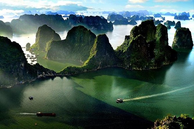 Halong Bay Full-Day with 6 Hour Cruise Kayaking, Swimming, Lunch - Tuan Chau to lunch underway: cruising while you eat