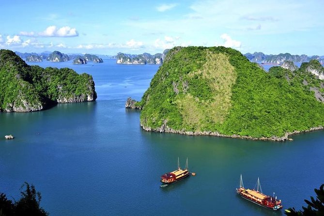 Halong Bay Full Day with Kayaking, Hiking viewpoint, Cave - Deluxe To Luxury - Titop Island: Swimming, Beach Time, and the 420 Steps View