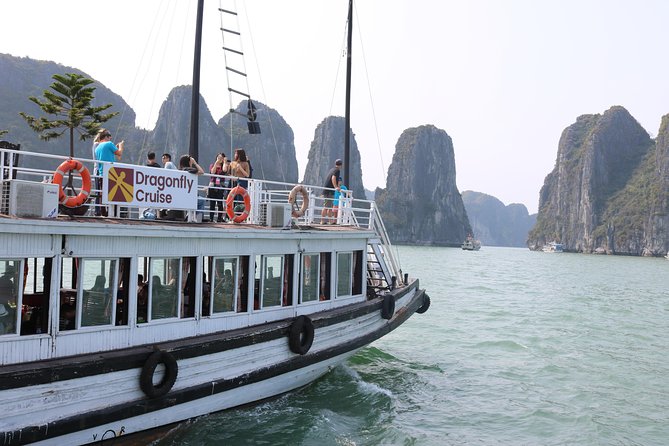 Halong Bay Islands and Caves: Full-Day Tour from Hanoi - Hai Duong crafts stop, then cruising Halong Bay on a traditional junk