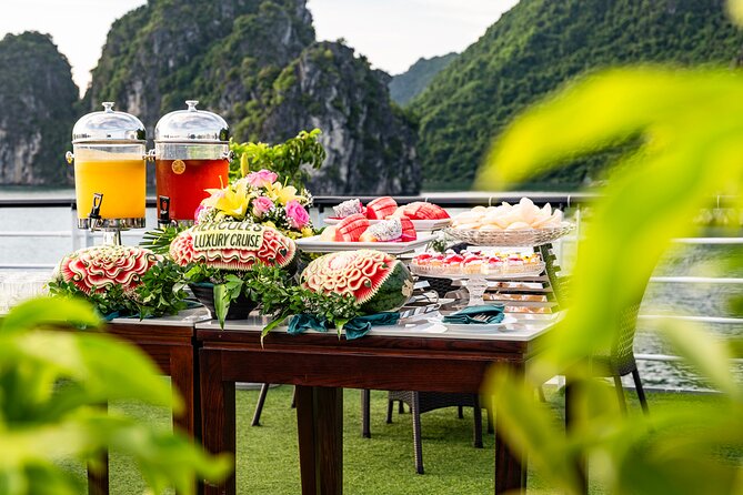 Halong bay Luxury Cruise Day Trip: Buffet lunch & Limousine bus - Kayaking is optional: when it’s worth the extra cost