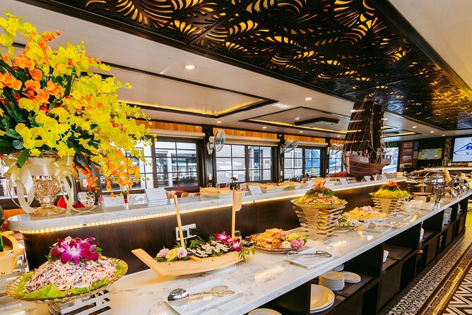 Halong bay Luxury Cruise Trip: Titop Island, Amazing Cave & Kayak - Lunch and the sunset deck party: food that fits a long day