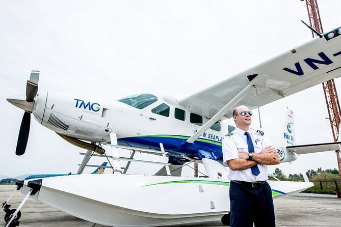 Halong Bay Sightseeing with Seaplane 25 Minutes on the Sky - Photo game plan: how to get shots in 25 minutes