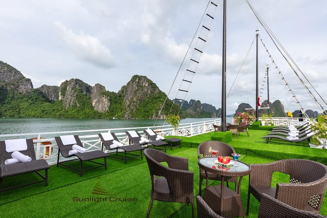 Halong deluxe cruise 2D/1N: Surprise cave, Titop island, Full Meals, best prices - Day 1 evening: spring roll class, sunset mood, and onboard fun