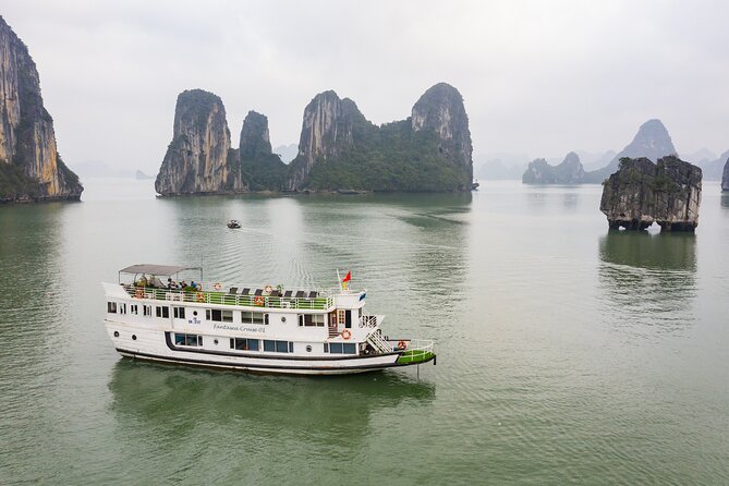 Halong Fantasea Cruises - 3 Days 2 Nights Tour From Hanoi - Cabins, comfort, and food quality: what to expect on board