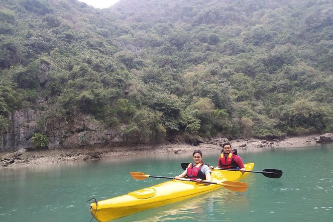 HaLong - LanHa Bay With La Pandora Boutique Cruises 2Days/1Night - Day One: Boarding, a Seafood-Focused Vietnamese Lunch, and Evening Energy