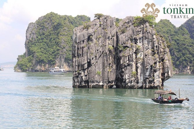 Halong Luxury Cruise 2D/1N: Kayaking, Swimming, Titop island, meals, best prices - Luxury on the Water, Not a Bare-Bones Boat