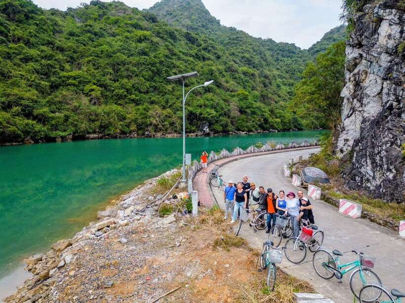 Hanoi: 2-Day Ha Long and Lan Ha Bay Cruise with Kayaking - Price and value: what you get for around $128 per person