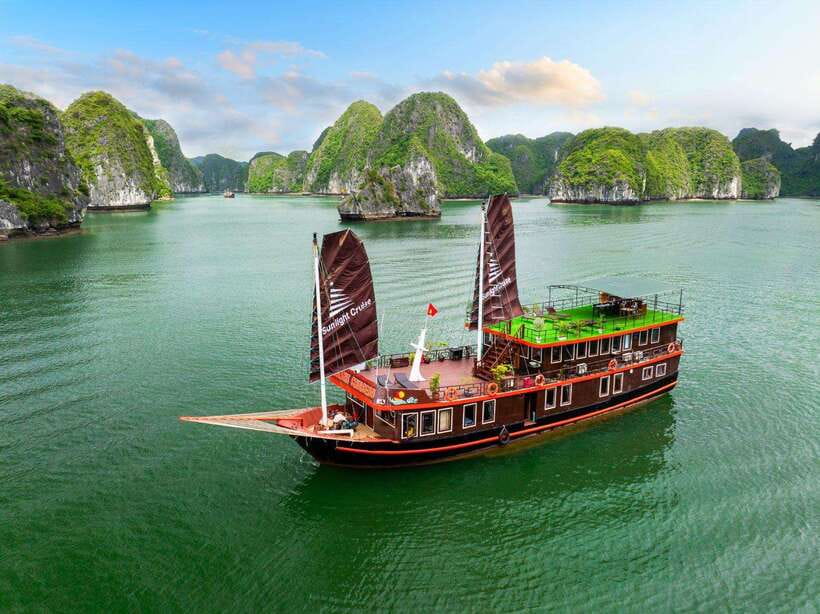 Hanoi: 2-Day Ha Long and Lan Ha Bay Cruise with Kayaking - Who this trip suits best, and who should rethink it
