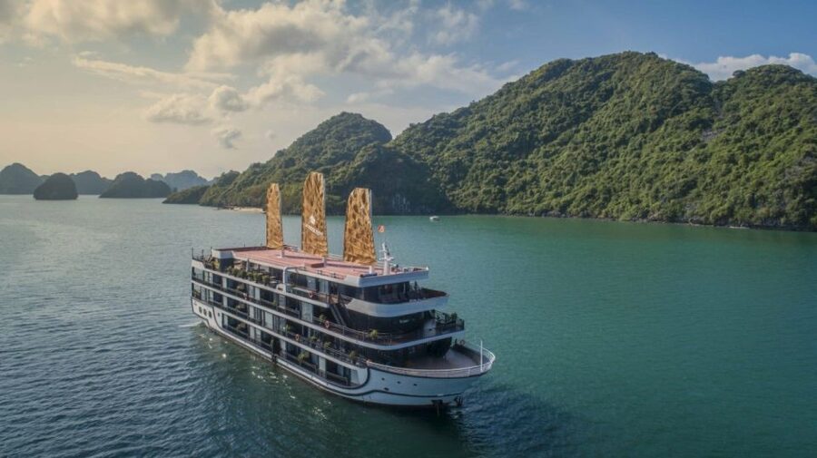Hanoi: 2-Day Halong & Lan Ha Bay 5-Star Cruise with Balcony - The spring roll cooking class is more useful than you think