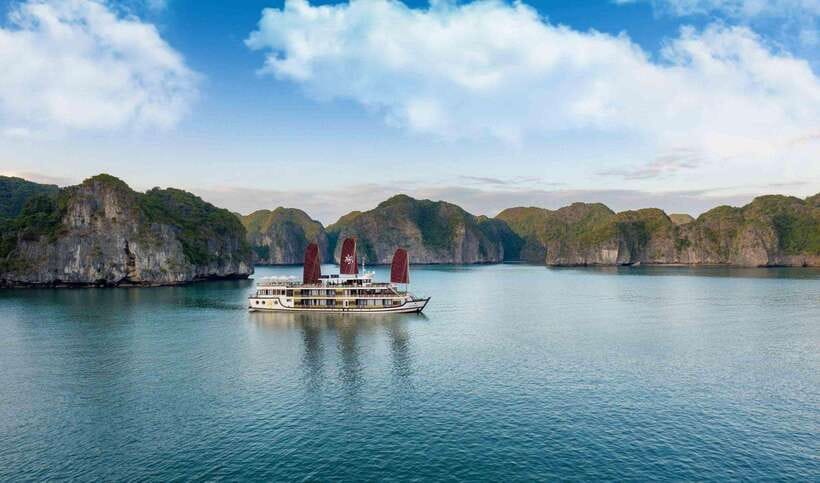 Hanoi: 2D1N Ha Long Bay, Lan Ha Bay by Amanda Luxury Cruise - Why this Amanda Luxury Cruise feels different in Halong and Lan Ha