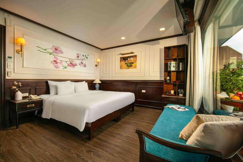 Hanoi: 2D1N Ha Long Bay, Lan Ha Bay by Amanda Luxury Cruise - Sunset deck time: happy hour, cooking class, and evening entertainment that actually has variety