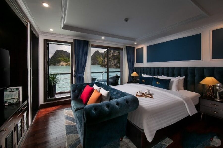 Hanoi: 3-Day Ha Long/Lan Ha Bay Cruise with Private Balcony - Staff care and the reality of what can disappoint