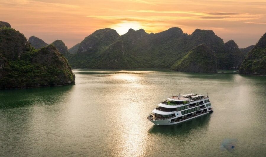 Hanoi: 3-Day Ha Long/Lan Ha Bay Cruise with Private Balcony - Day 2 Viet Hai Village cycling, sunrise tai chi, and more water time
