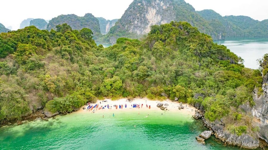 Hanoi: 3-Day Ninh Binh, Ha Long & Bai Tu Long Cruise UNESCO - Mua Cave viewpoint: why that stair climb is part of the experience