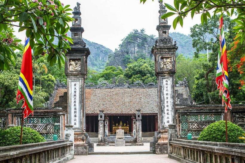 Hanoi: 3-Day Ninh Binh, Ha Long, & Lan Ha Bay Luxury Cruise - Logistics that matter: pickup points, what to pack, and weather changes