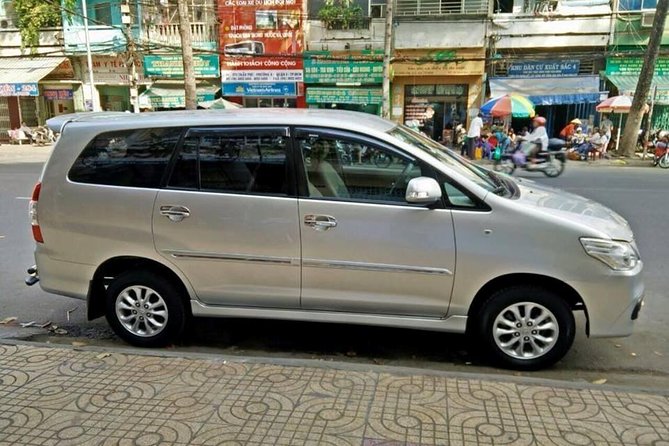 Hanoi Airport Pickup (Private rides from Airport to Hanoi Hotels) - The 40 km Drive into Hanoi: Comfort, AC, and Express Way Routing