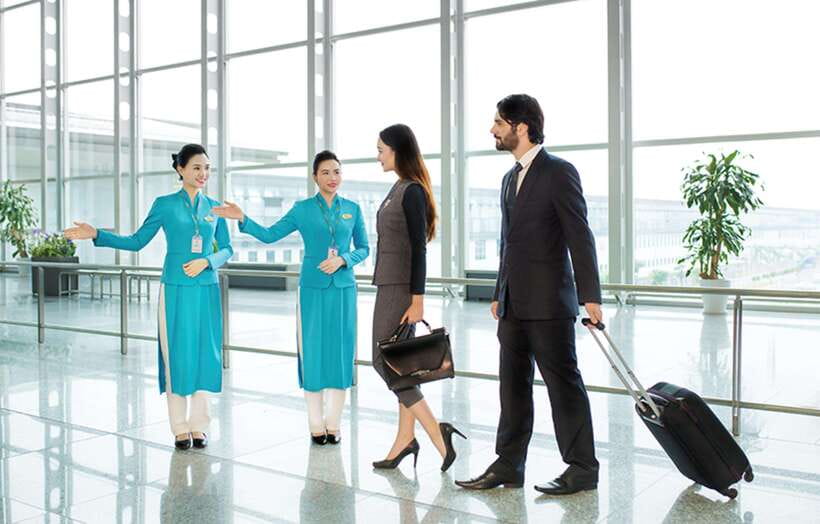 Hanoi Airport: Premium Fast Track Immigration Assistance - The Meet-and-Greet Flow: From the Passenger Bridge to Immigration