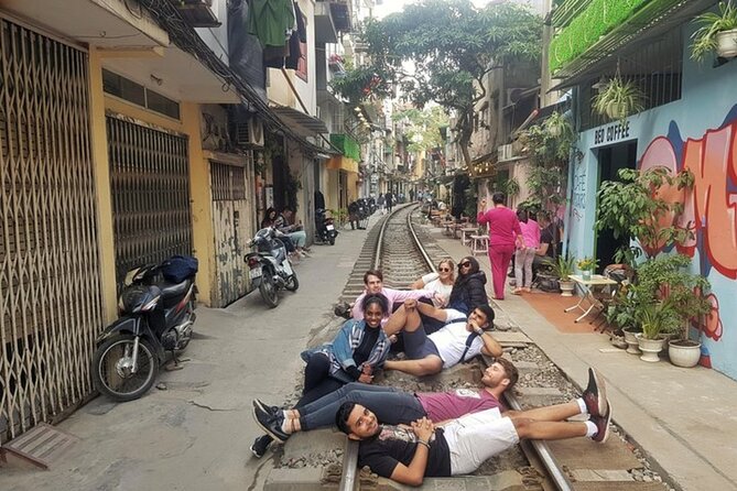 Hanoi All-In-One Tour: Highlights & Train Street & Culture & Fun - 60 P. Quán Sứ and the Best Kind of Ending