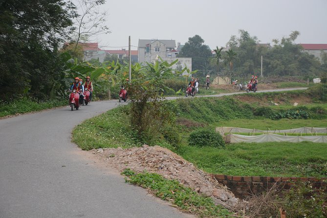 Hanoi Back Street Vespa Tours: Full Day Vespa Tours - Hồ Trúc Bạch lunch and what it says about local life