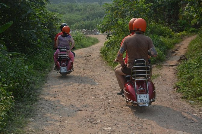 Hanoi By Vespa Tours: HISTORY + CULTURE + SIGHT + FUN 2,5 Hours - Lakes Hanoi: Hoan Kiem, West Lake, Truc Bach, and the calmer pace