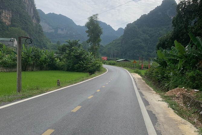 Hanoi - Cao Bang city - Ban Gioc Warterfall 2days/2nights ED7 - What makes this tour feel less crowded