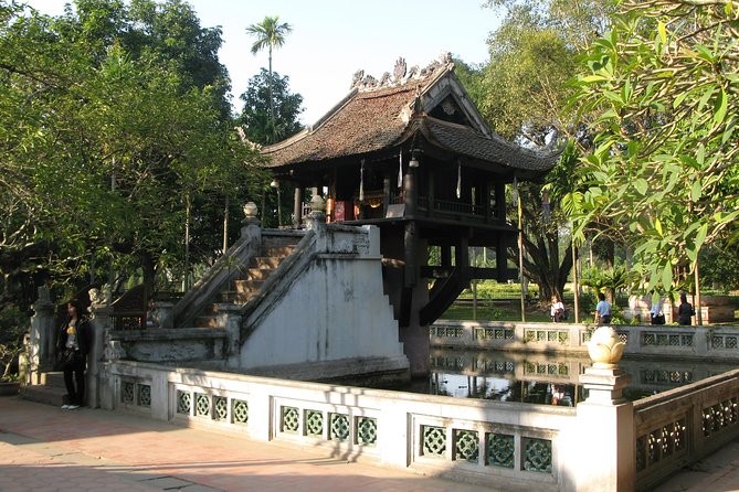 Hanoi City Half Day Private Tour: Hidden Corners & Train Street - One Pillar Pagoda and Temple of Literature, where meaning is the point