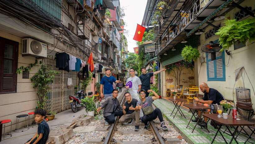 Hanoi: City Highlights Tour with Train Street & Hidden Gems - Train Street coffee: how to catch the moment when timing changes