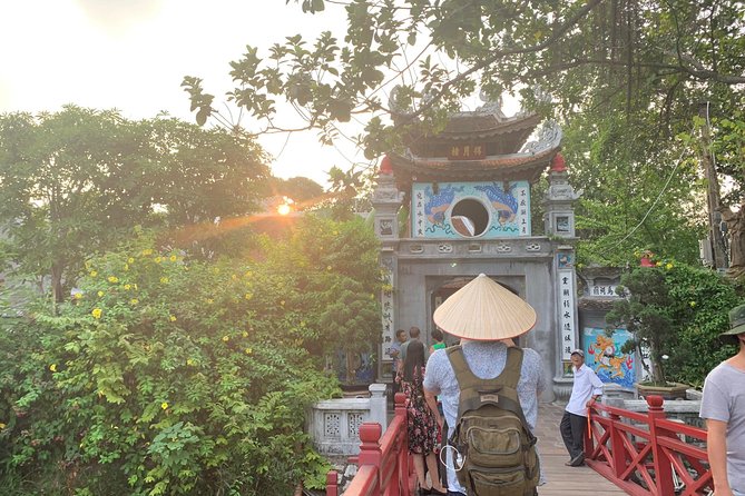 Hanoi City Sightseeing and Street Food Tour - How Safety and Helmets Actually Make This Feel Comfortable