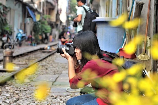 Hanoi city tour and drinking beside railway- group tour - Getting Started at Thang Long Water Puppet Theatre, With Real Pickup Time