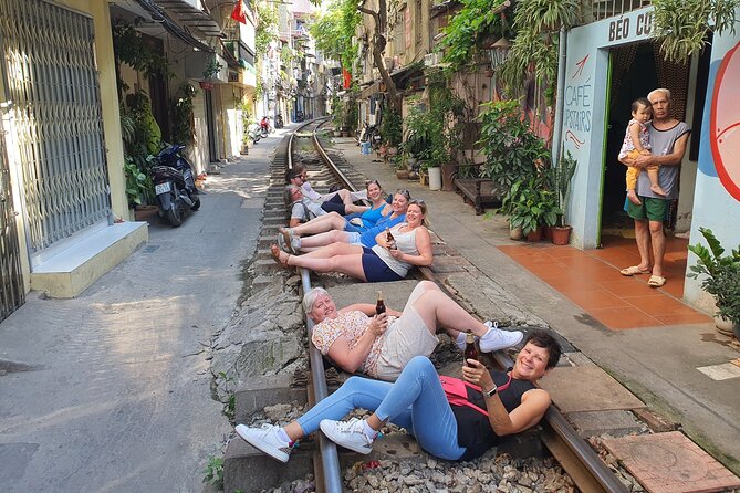 Hanoi City Tour : Hanoi Highlights and Hidden Gems - Getting Around in a Small Group Minivan (and Why It Matters)