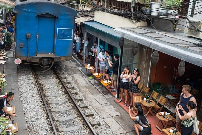 Hanoi City Tour: Private Half-Day to Hidden Corners &Train Street - Dong Xuan Market: A Practical Look at What People Really Buy